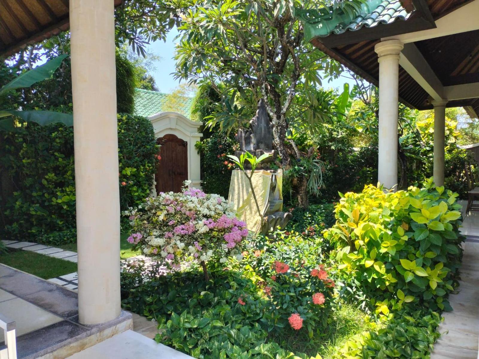 Villa Frangipani Sanur  Exterior photo