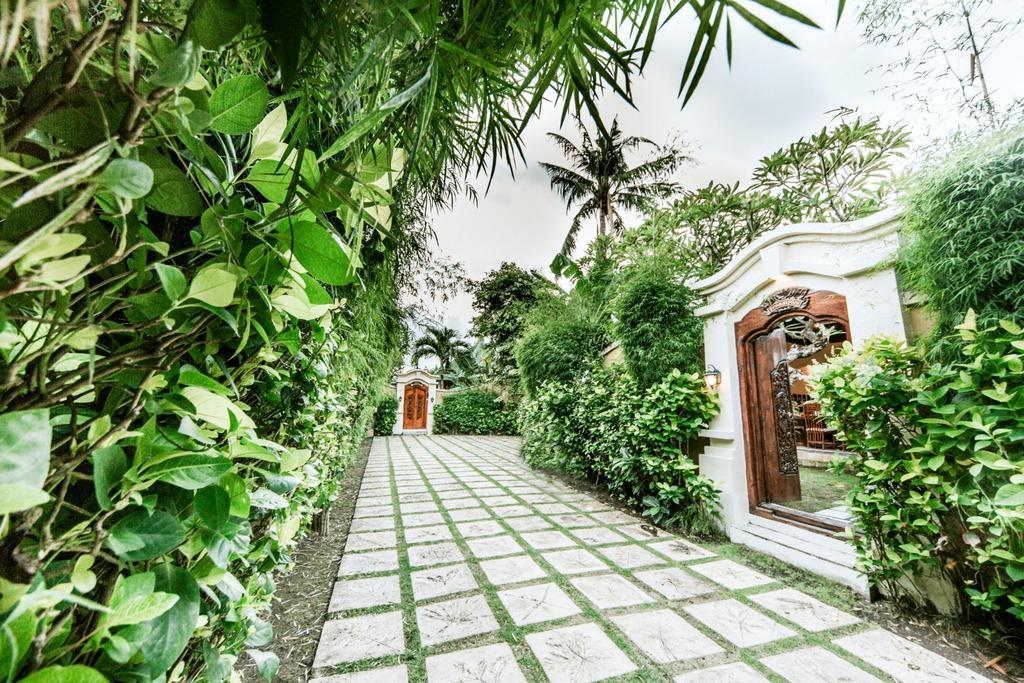 Villa Frangipani Sanur  Exterior photo